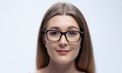 Blueberry Stress-Reducing Smart Glasses
