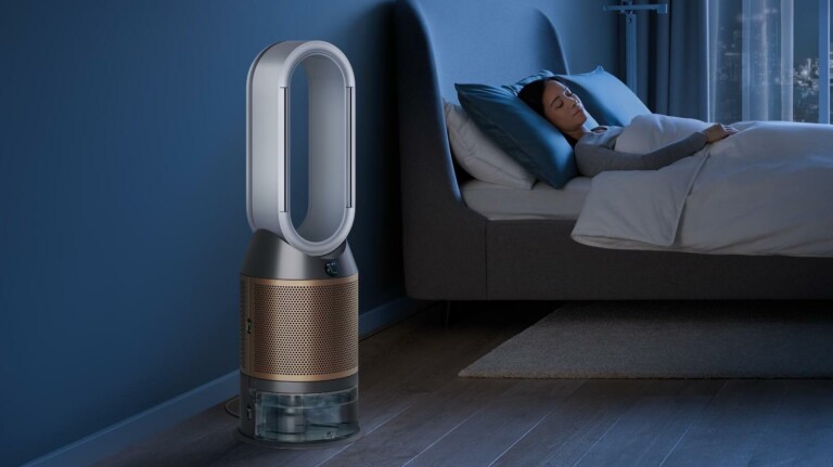Dyson Smart Purifier Humidify + Cool Formaldehyde purifies, humidifies, and fans air